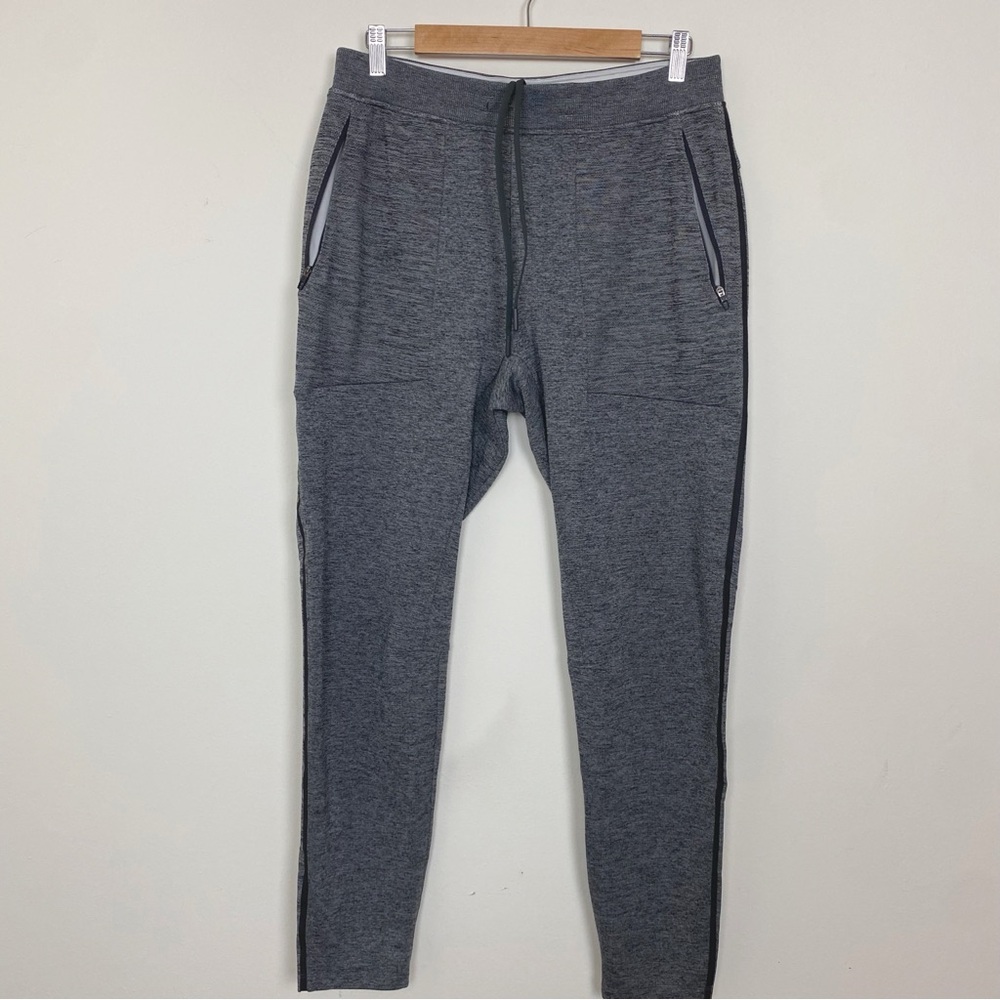 Lululemon Textured Tech Joggers - Picture 3 of 14